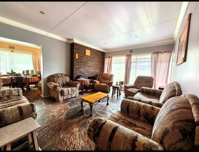 3 BEDROOM HOUSE FOR SALE IN SASOLBURG EXT 15